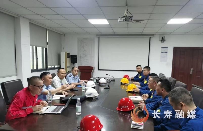 区应急管理局开展企业安全生产执法检查