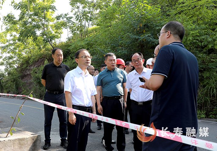 戴明在洪湖万顺调研时强调：坚决守住安全底线 加快推进产业发展