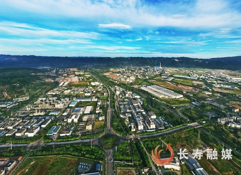 实干为笔绘担当 创新为墨谱华章 ——解码长寿经开区高质量发展的进阶密码