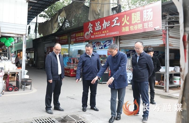 区领导调研生态环境保护督察反馈问题整改工作情况时提出：增强忧患意识树立全局观念 将督察成果转化为治理效能