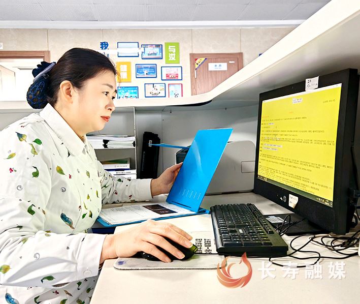 【优秀人大代表】黄灵容：立足医疗察民情  躬身为民护安康