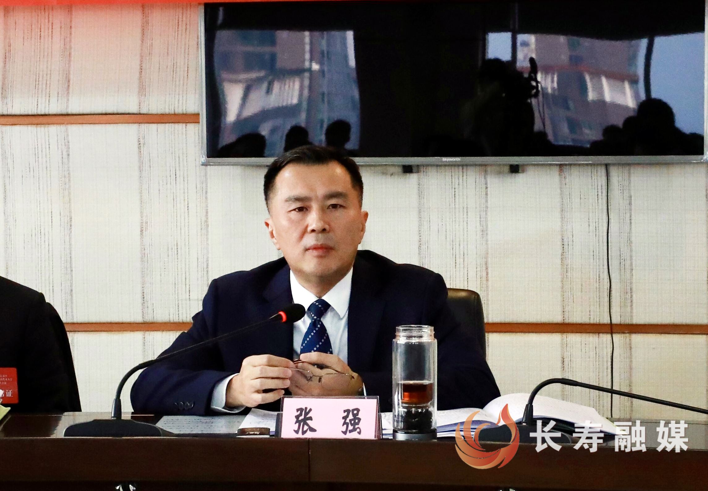 张强参加区十九届人大九次会议分团审议时提出：抢抓机遇 不断开创各项事业发展新局面