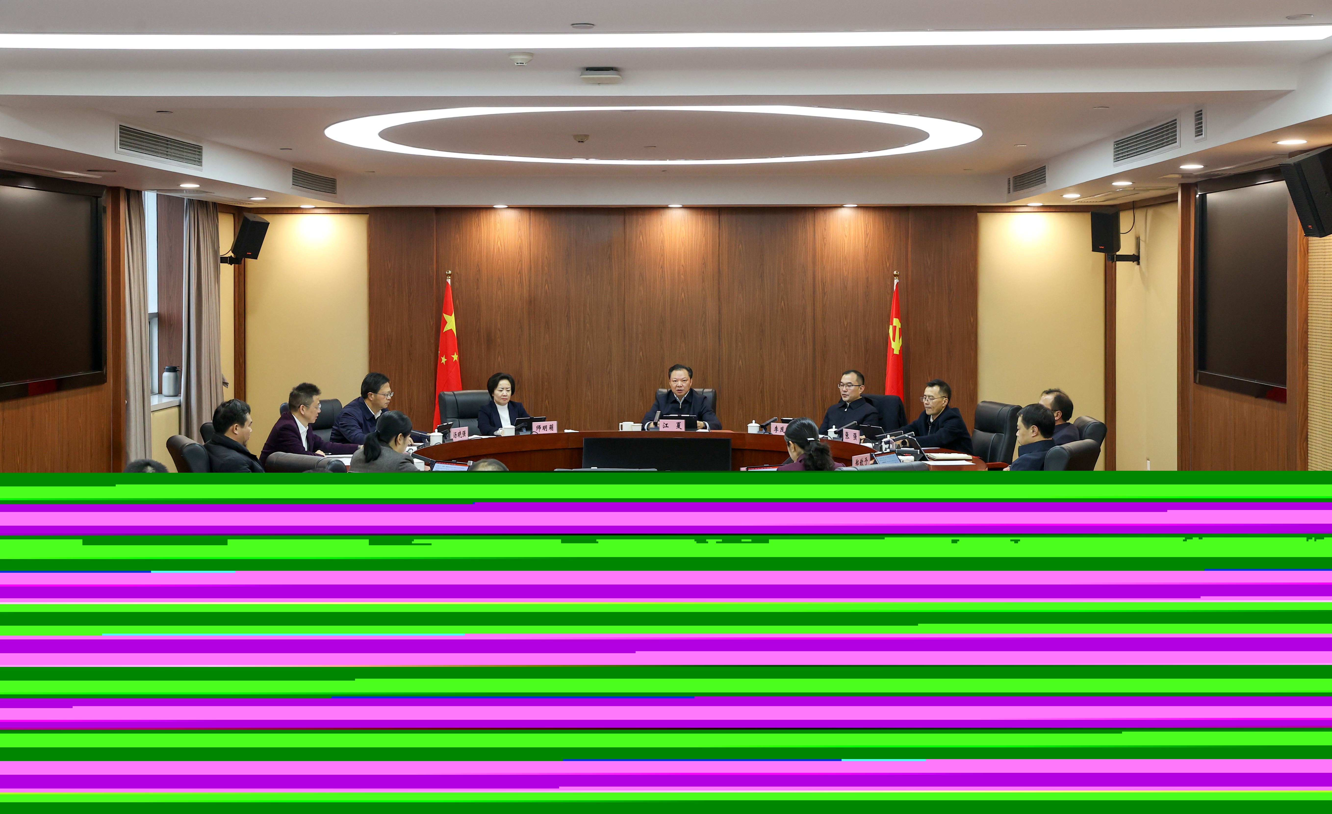 区委常委会召开第165次会议