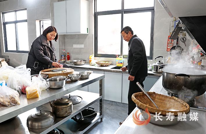 【新春走基层】周德胜改吃“旅游饭”